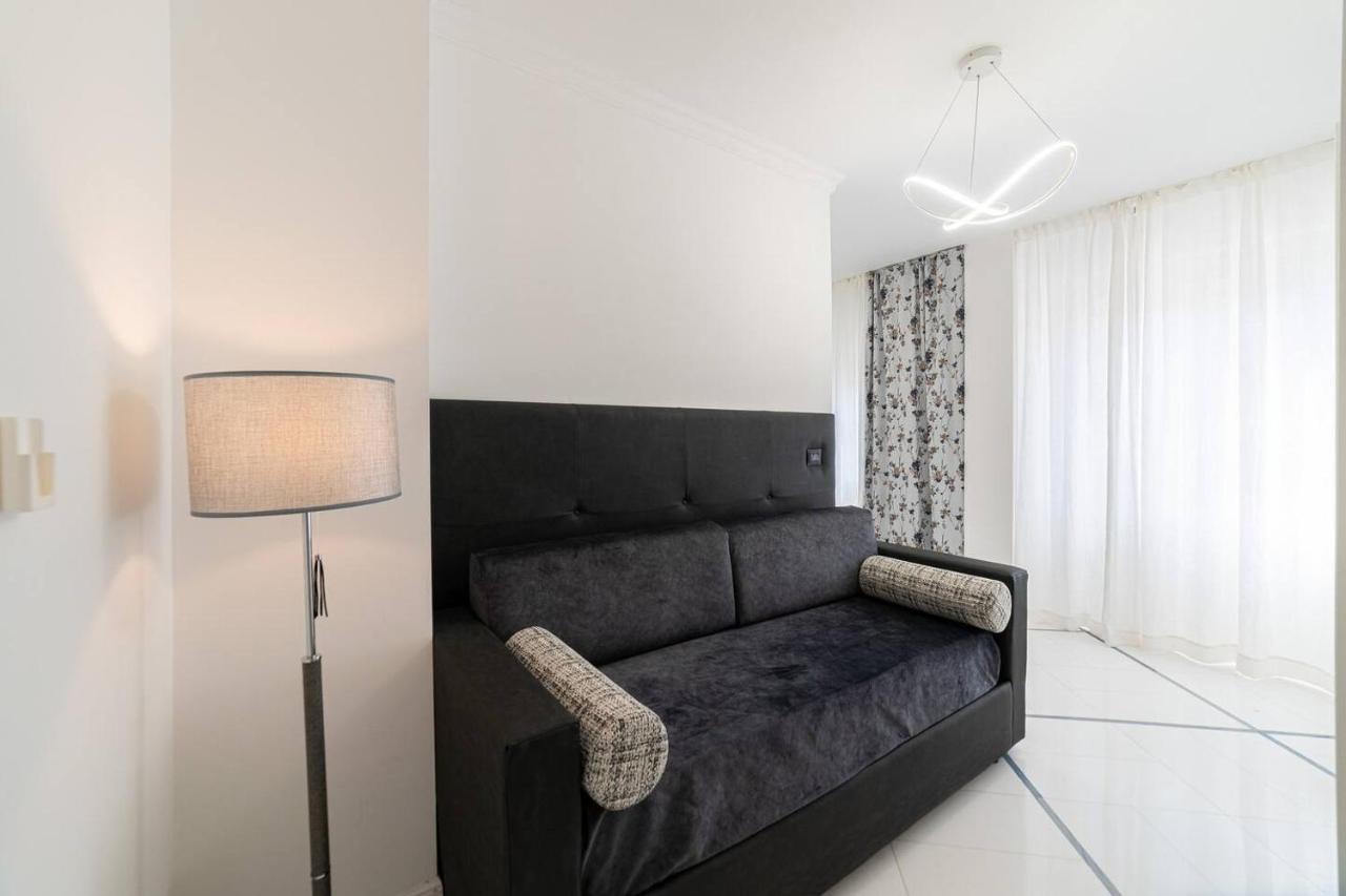 Apartments Hotel Real Suite Napoli Chiaia Mergellina Extérieur photo